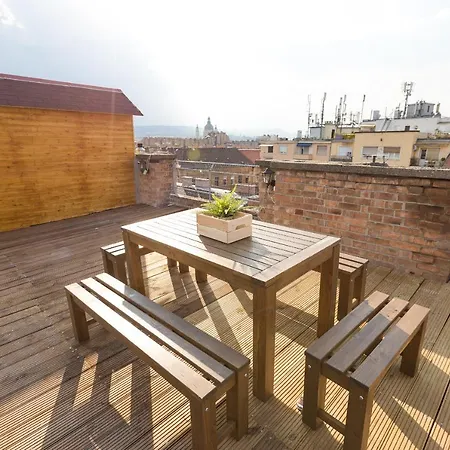 Apartment Skyline Ernesto *